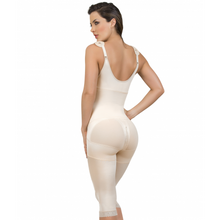 Cargar imagen en el visor de la galería, Faja postquirúgica hasta la rodilla Maria E Ref. 9702/Final Sale