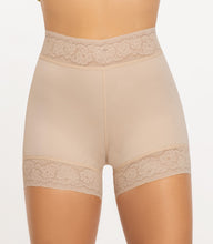 Cargar imagen en el visor de la galería, Short Levanta cola Ref 37757/FINAL SALE