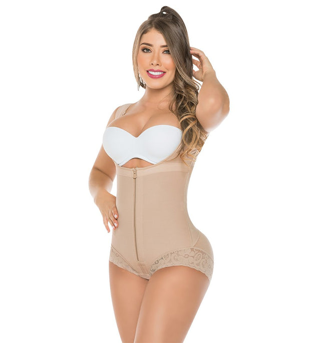 Girdle Body Sleeve Armhole and Panty with Lace Salomé 0411