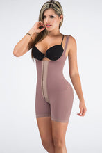 Cargar imagen en el visor de la galería, Faja short control abdomen Lady. Ref. Adriana/Final sale

