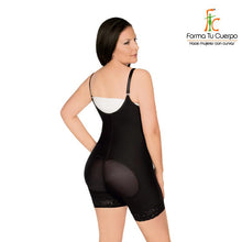 Cargar imagen en el visor de la galería, Faja Forma tu cuerpo media pierna con tiras REF O-010
